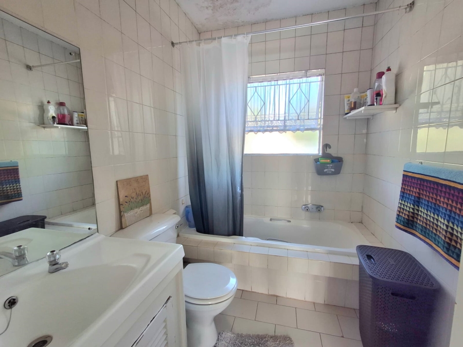 2 Bedroom Property for Sale in Bruma Gauteng