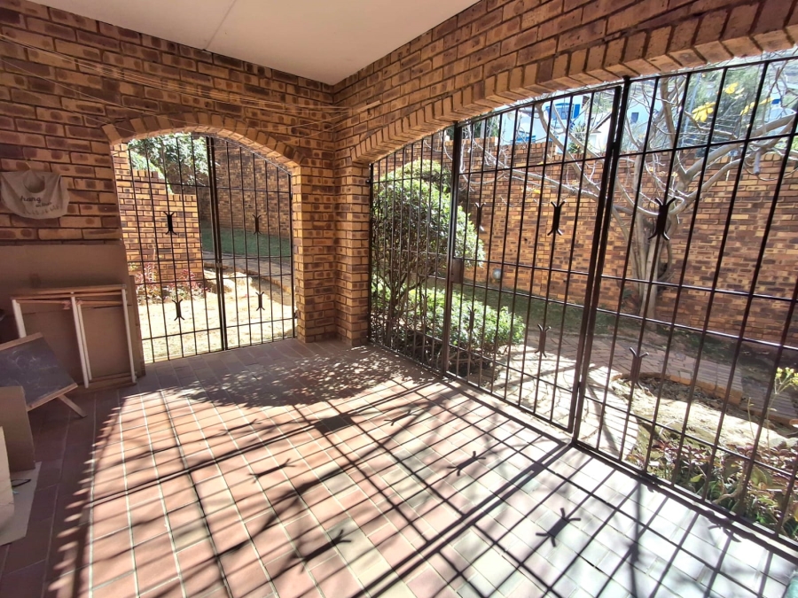 2 Bedroom Property for Sale in Bruma Gauteng