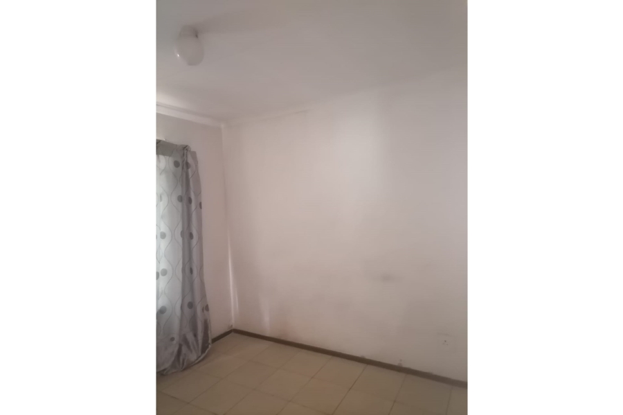 To Let 2 Bedroom Property for Rent in Protea Glen Gauteng