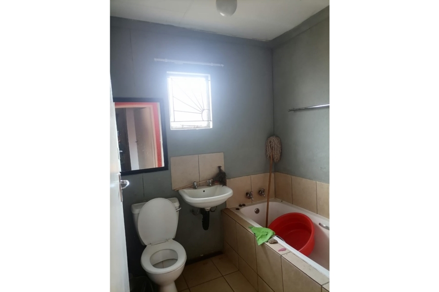 To Let 2 Bedroom Property for Rent in Protea Glen Gauteng