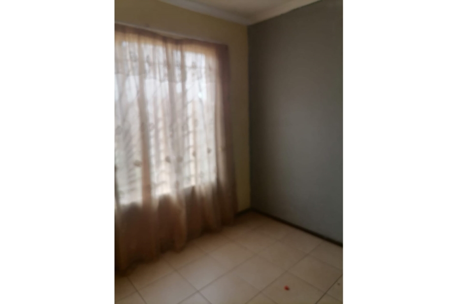 To Let 2 Bedroom Property for Rent in Protea Glen Gauteng