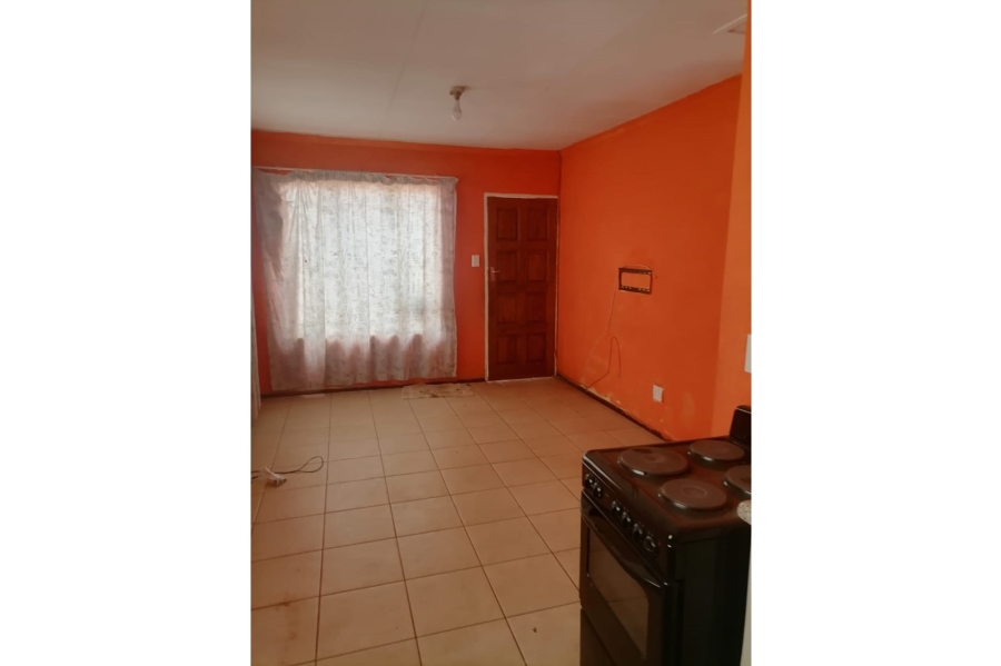 To Let 2 Bedroom Property for Rent in Protea Glen Gauteng