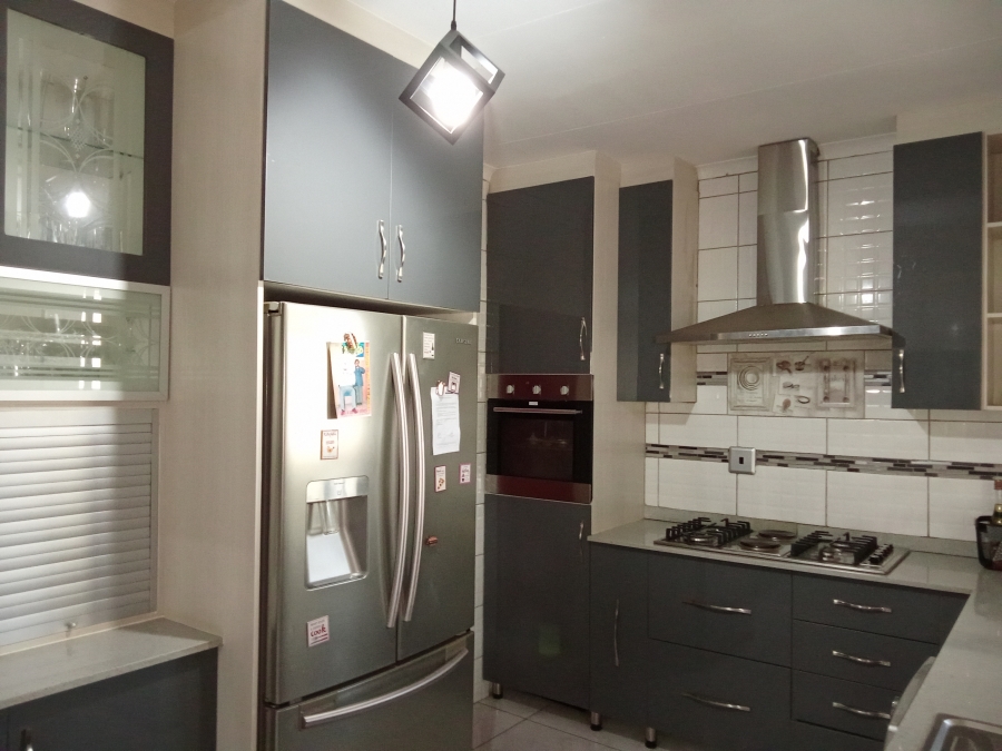 3 Bedroom Property for Sale in Mindalore Gauteng