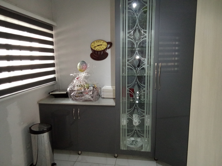3 Bedroom Property for Sale in Mindalore Gauteng