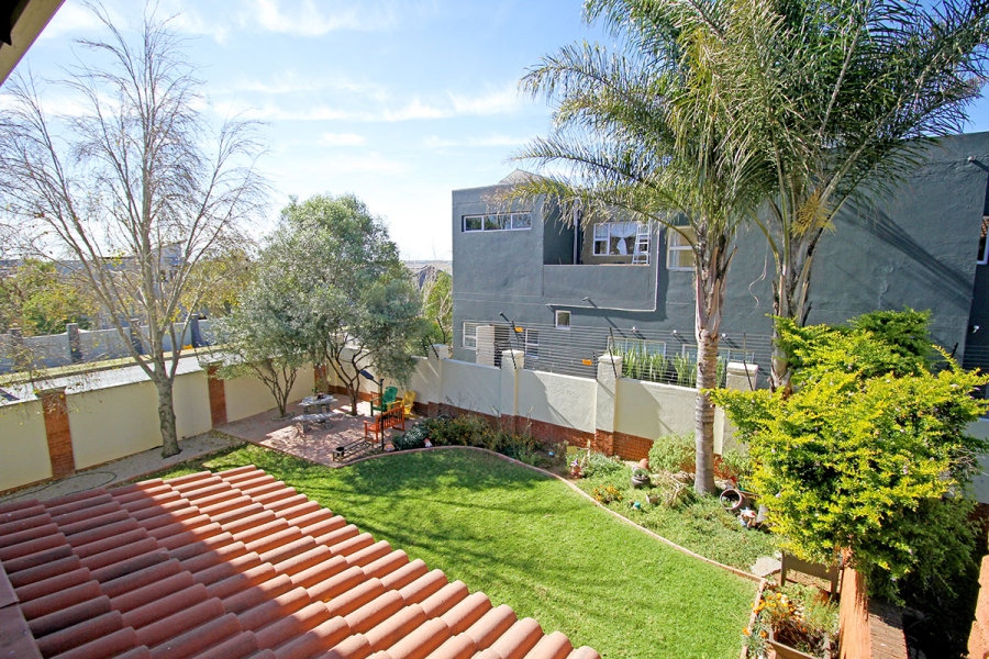 2 Bedroom Property for Sale in Greenstone Hill Gauteng
