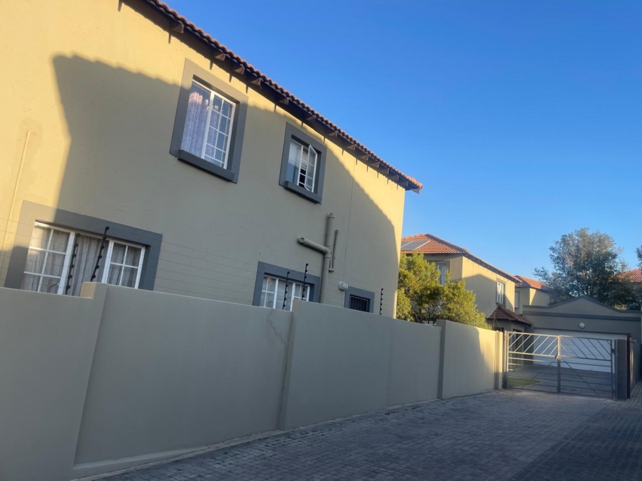 3 Bedroom Property for Sale in North Riding Gauteng