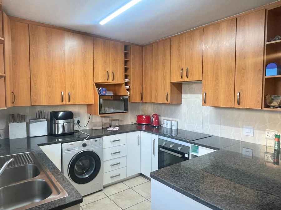 3 Bedroom Property for Sale in North Riding Gauteng