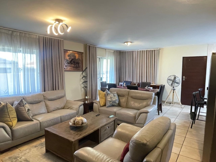 3 Bedroom Property for Sale in North Riding Gauteng