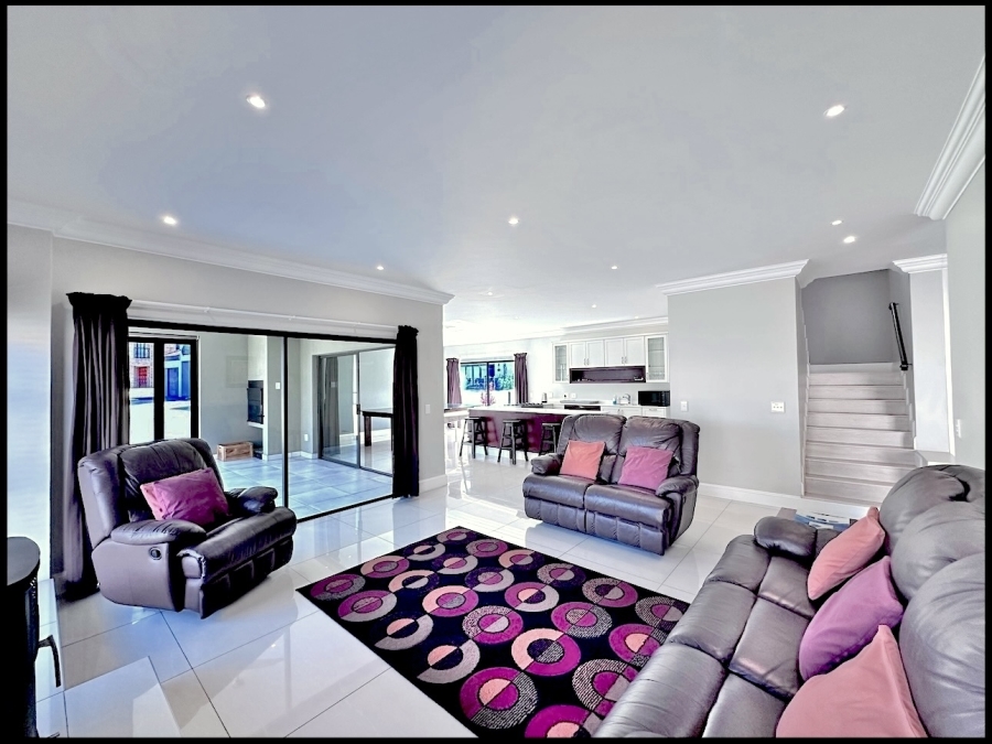 4 Bedroom Property for Sale in Vaalview Gauteng