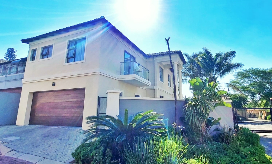 4 Bedroom Property for Sale in Halfway Gardens Gauteng