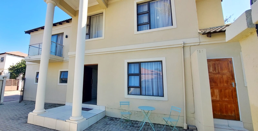 4 Bedroom Property for Sale in Halfway Gardens Gauteng