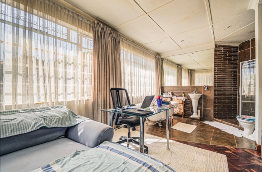 2 Bedroom Property for Sale in Kensington Gauteng