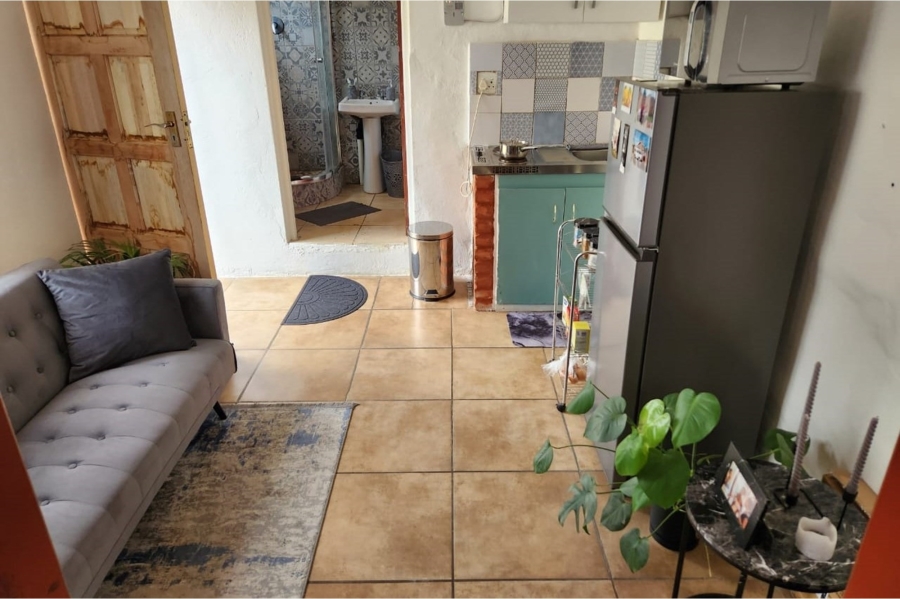 To Let 1 Bedroom Property for Rent in Lyndhurst Gauteng