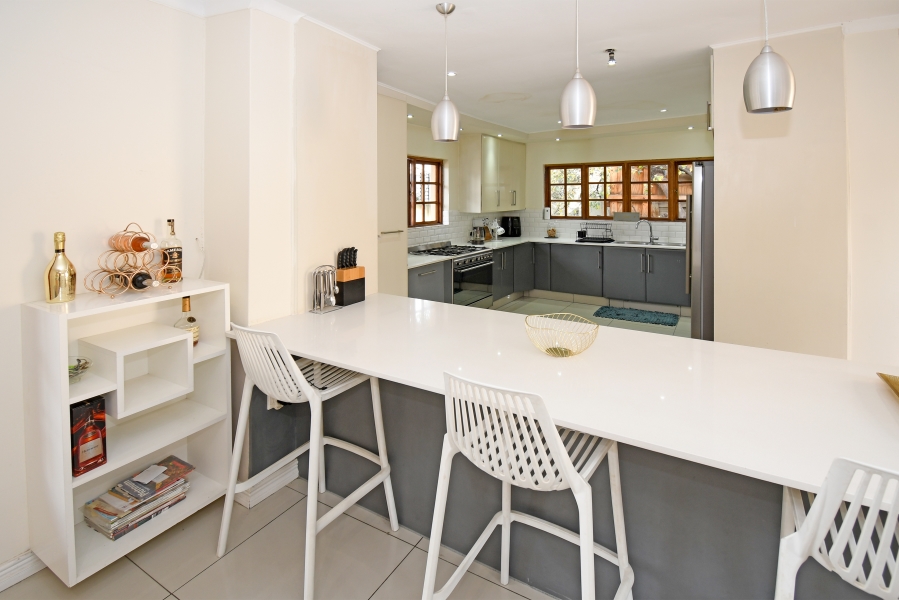 3 Bedroom Property for Sale in Blairgowrie Gauteng