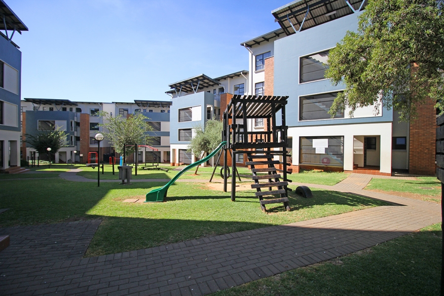 3 Bedroom Property for Sale in Greenstone Hill Gauteng