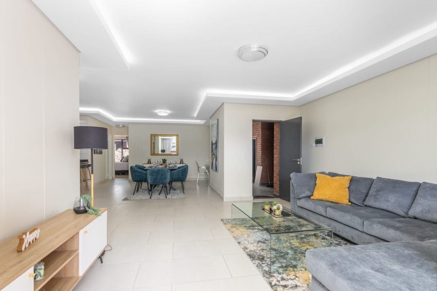 To Let 2 Bedroom Property for Rent in Kensington Gauteng