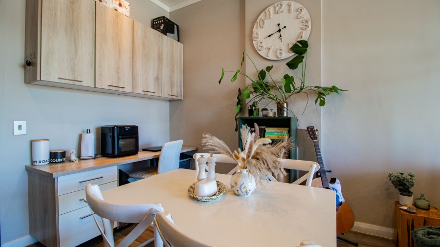 1 Bedroom Property for Sale in Menlyn Gauteng