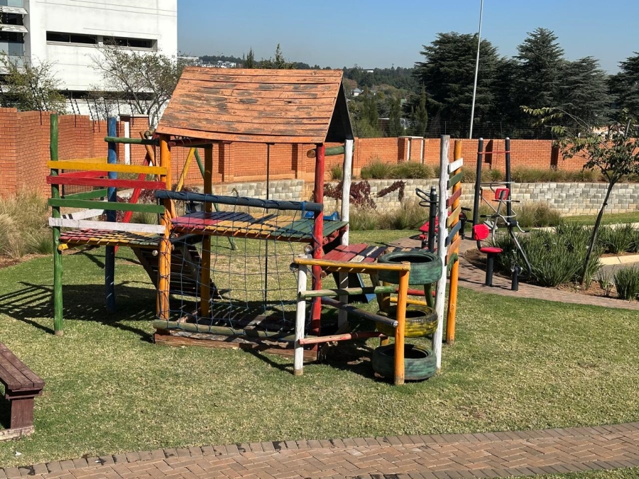 To Let 1 Bedroom Property for Rent in Founders Hill Gauteng