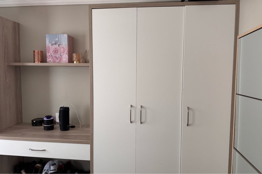3 Bedroom Property for Sale in Lion Pride Gauteng