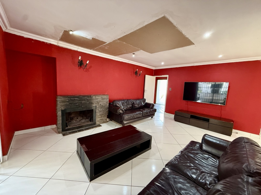 5 Bedroom Property for Sale in Eastleigh Gauteng