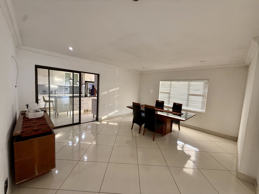 5 Bedroom Property for Sale in Eastleigh Gauteng