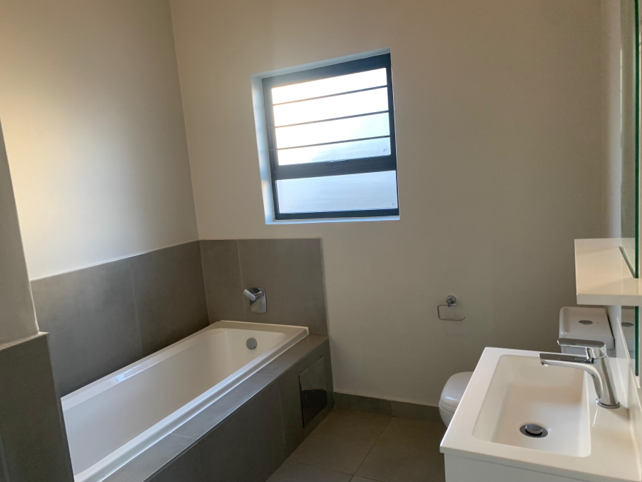 2 Bedroom Property for Sale in Morningside Gauteng