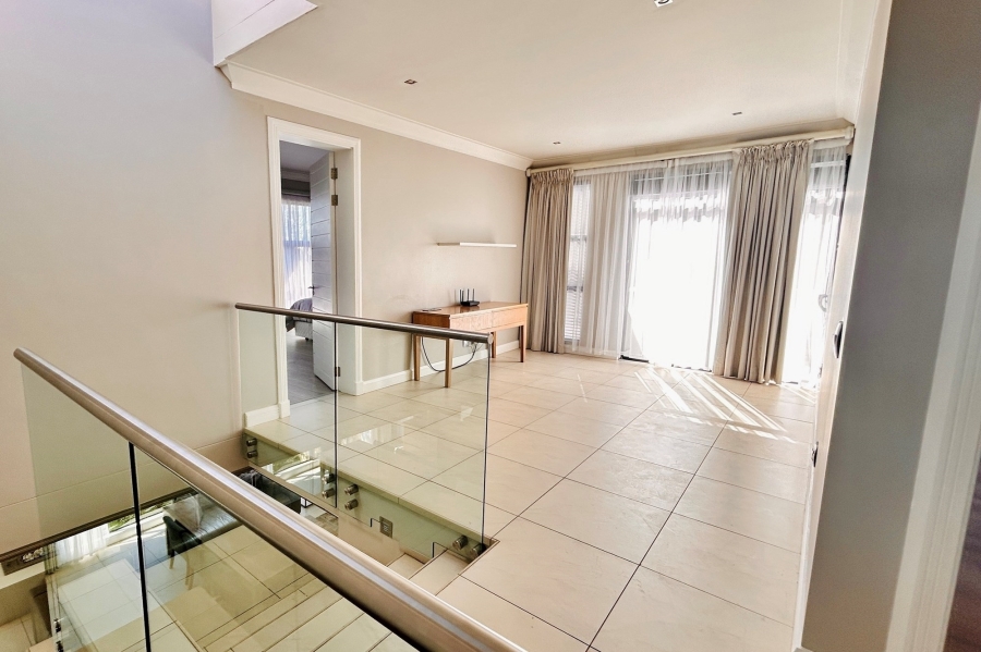 3 Bedroom Property for Sale in Waterkloof Gauteng