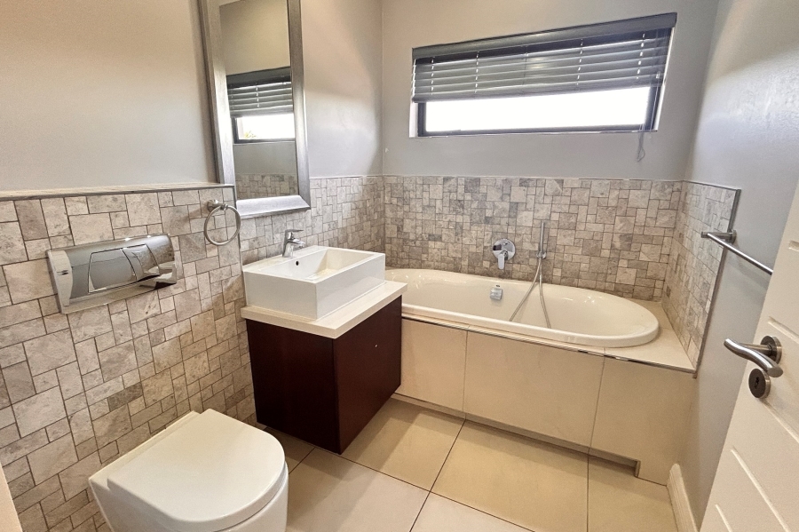 3 Bedroom Property for Sale in Waterkloof Gauteng