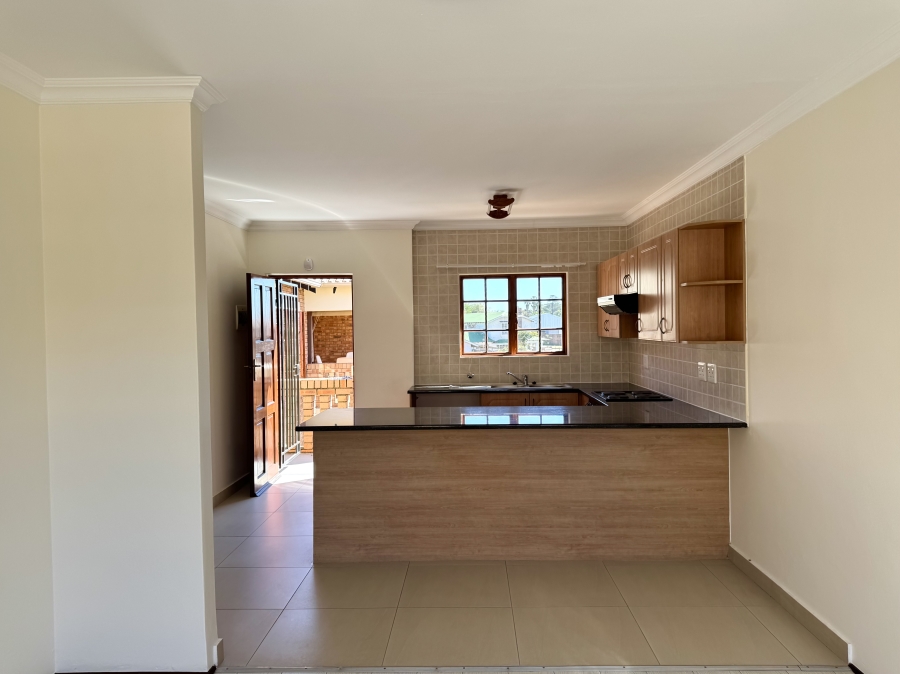 1 Bedroom Property for Sale in Equestria Gauteng