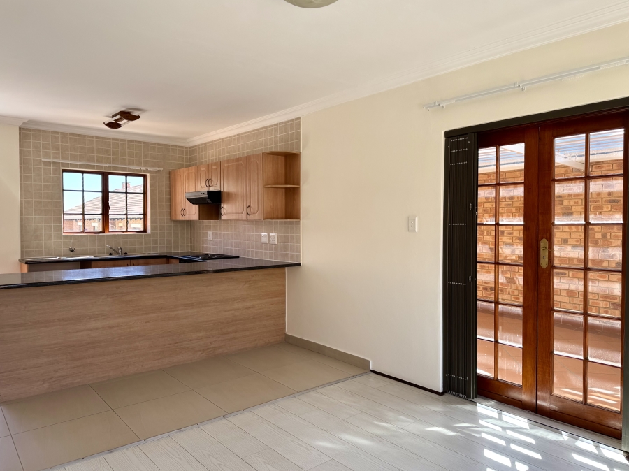 1 Bedroom Property for Sale in Equestria Gauteng