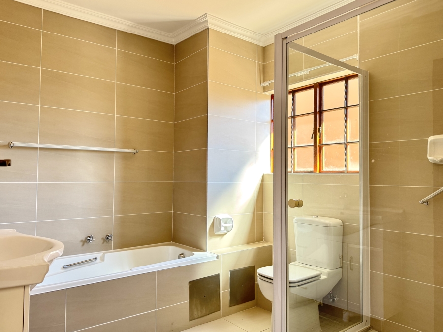 1 Bedroom Property for Sale in Equestria Gauteng