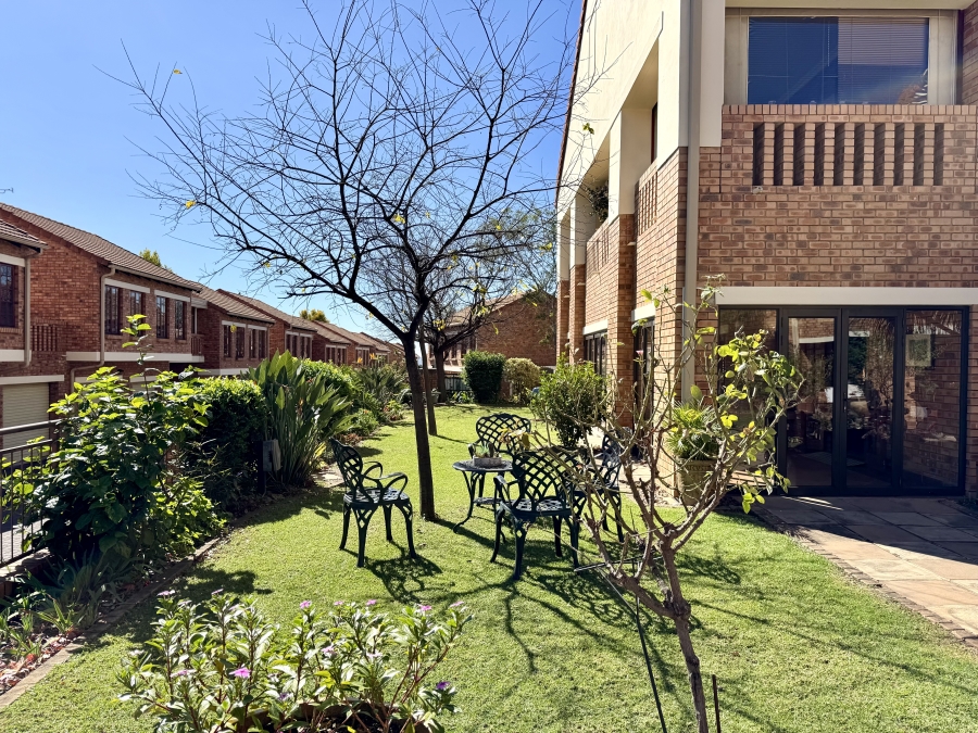 1 Bedroom Property for Sale in Equestria Gauteng