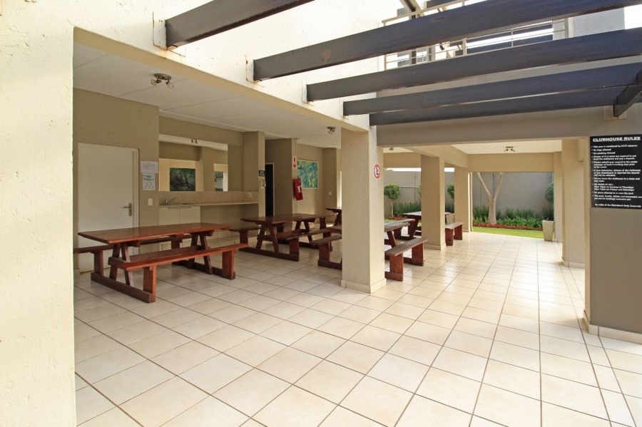 2 Bedroom Property for Sale in Douglasdale Gauteng