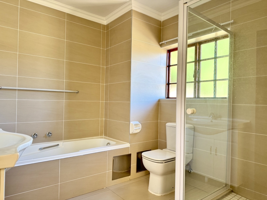 1 Bedroom Property for Sale in Equestria Gauteng