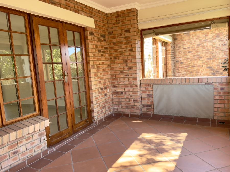 2 Bedroom Property for Sale in Equestria Gauteng