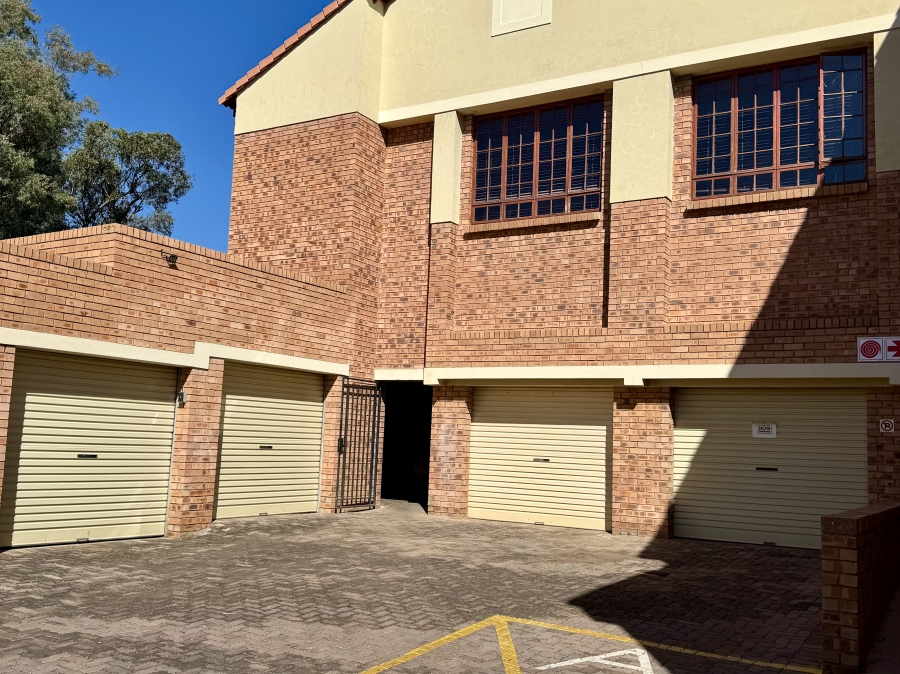 2 Bedroom Property for Sale in Equestria Gauteng