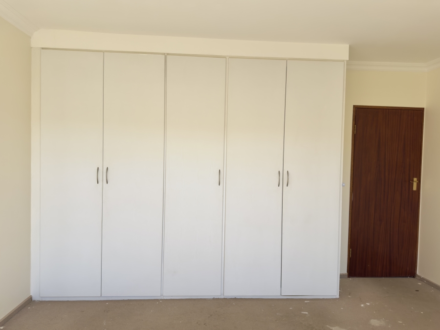 2 Bedroom Property for Sale in Equestria Gauteng