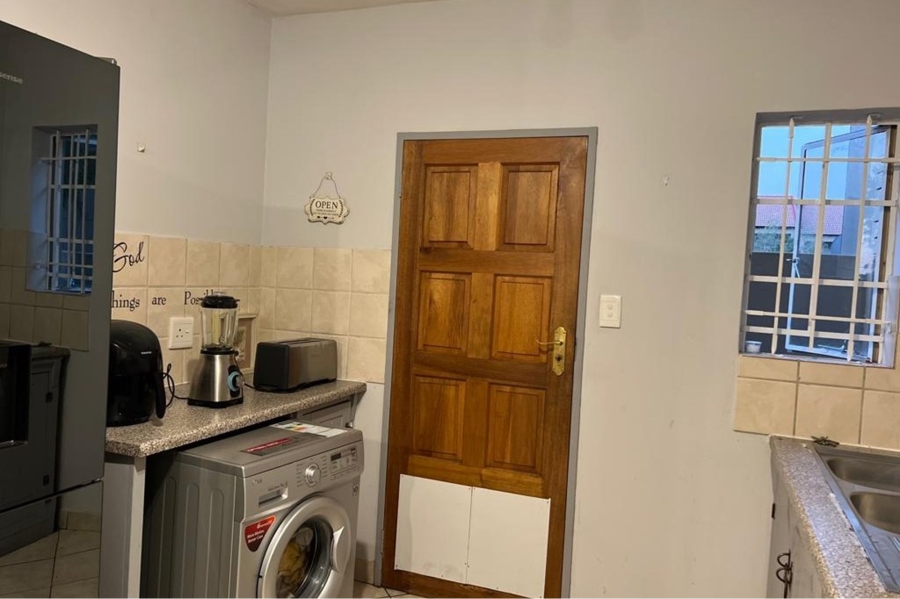 2 Bedroom Property for Sale in Noordhang Gauteng