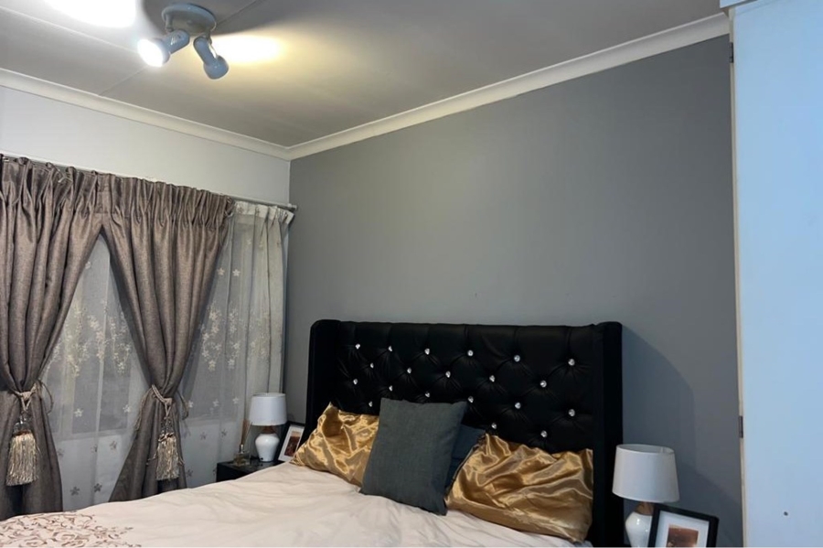 2 Bedroom Property for Sale in Noordhang Gauteng
