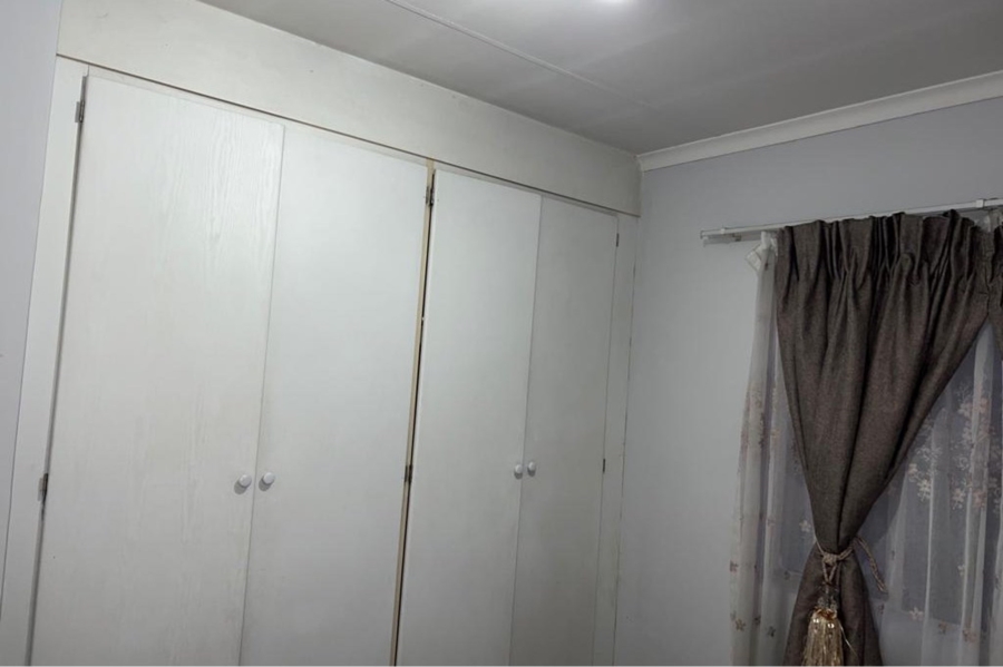 2 Bedroom Property for Sale in Noordhang Gauteng