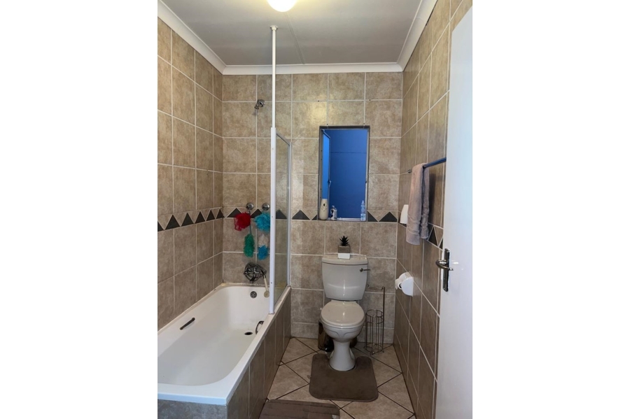 2 Bedroom Property for Sale in Noordhang Gauteng