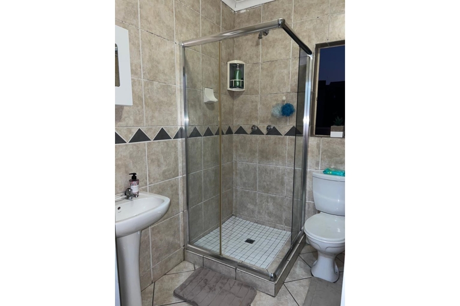 2 Bedroom Property for Sale in Noordhang Gauteng