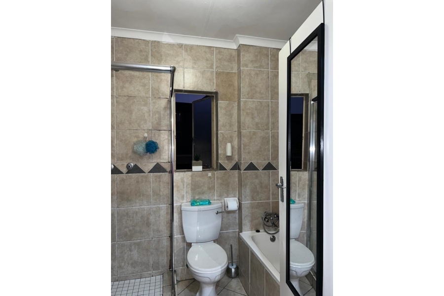 2 Bedroom Property for Sale in Noordhang Gauteng