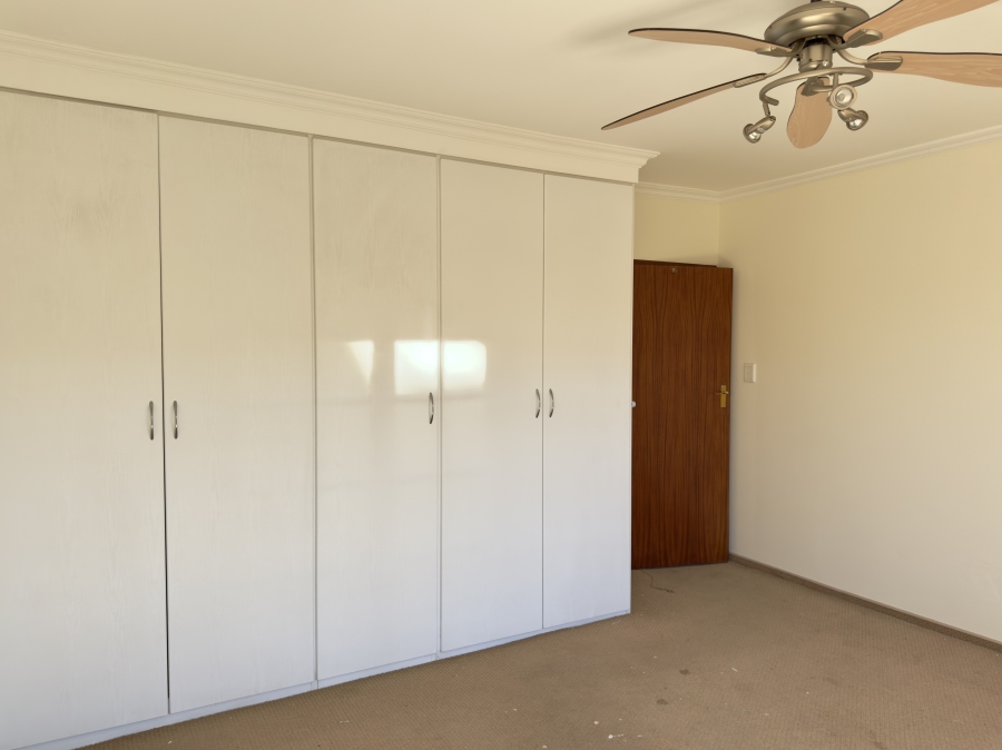2 Bedroom Property for Sale in Equestria Gauteng