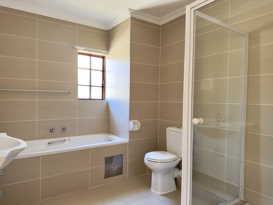 2 Bedroom Property for Sale in Equestria Gauteng