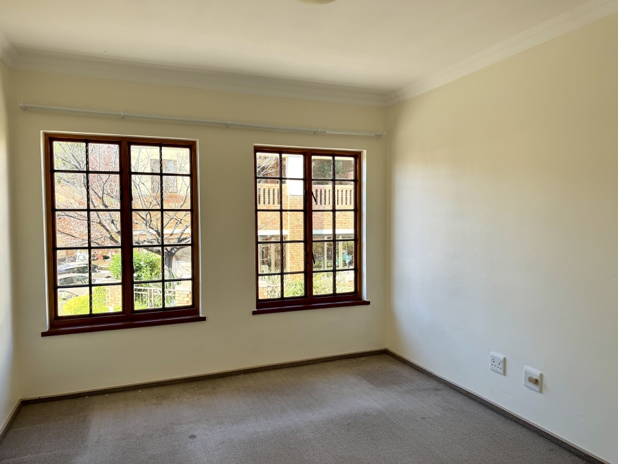1 Bedroom Property for Sale in Equestria Gauteng