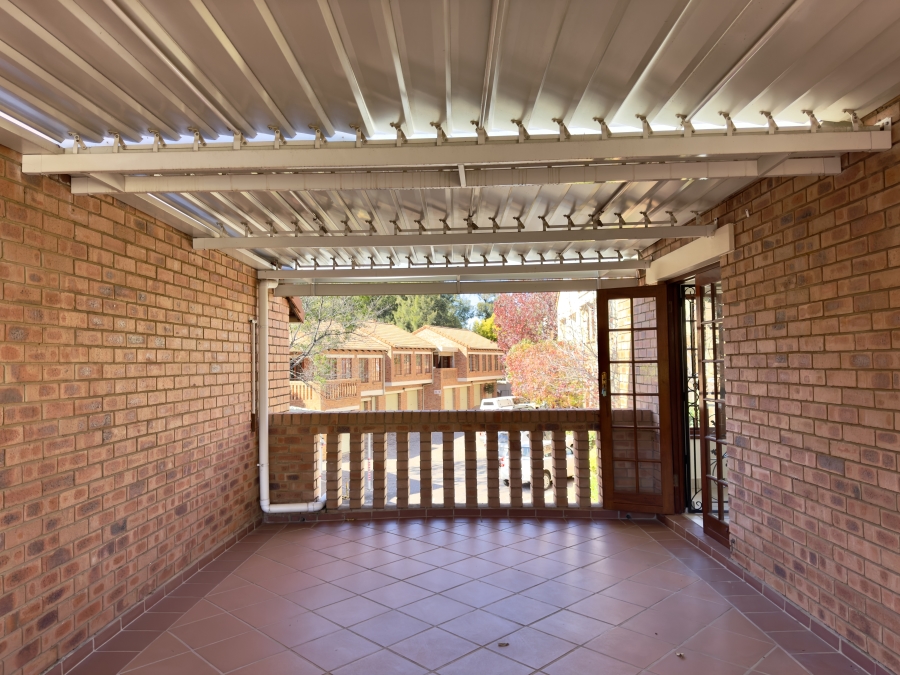 1 Bedroom Property for Sale in Equestria Gauteng