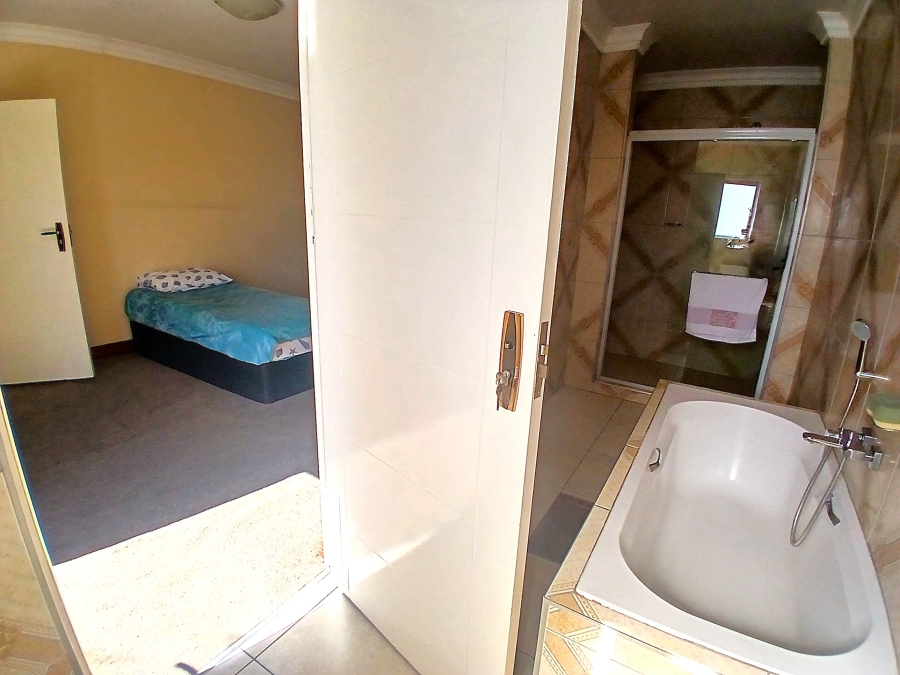 4 Bedroom Property for Sale in Valley View Estate Gauteng