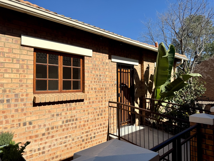 1 Bedroom Property for Sale in Equestria Gauteng