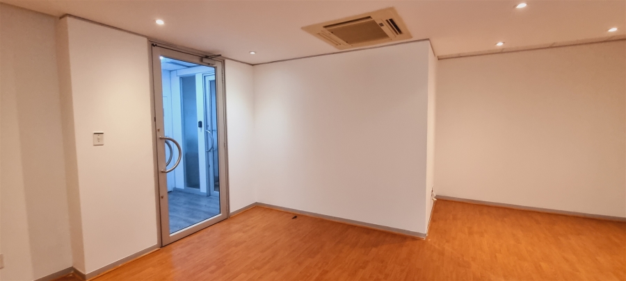 To Let commercial Property for Rent in Woodmead Gauteng